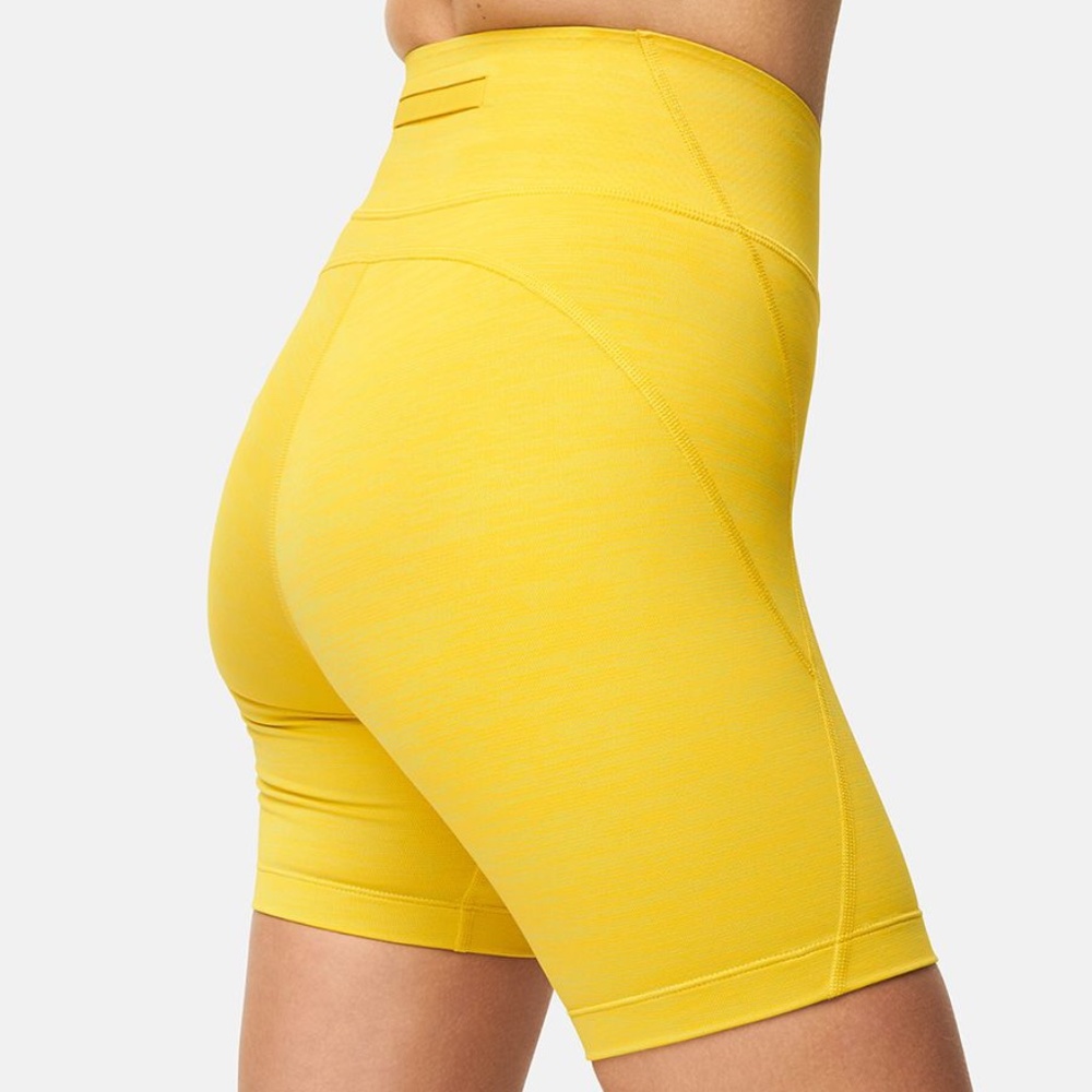 NWT TechSweat Shorts 7" in Sunshine
